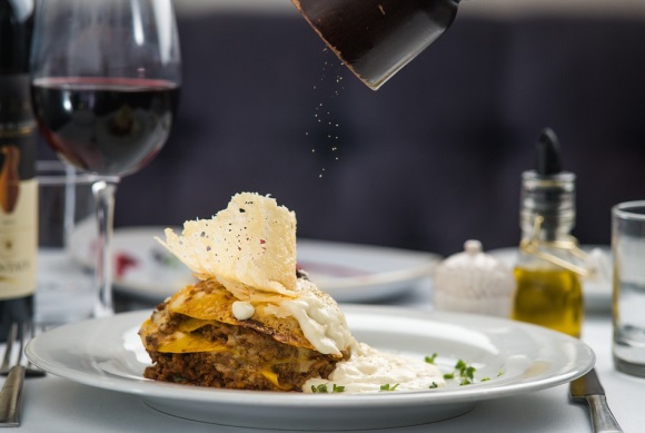 超拽拉风的女生名字大全两个字(共262个)