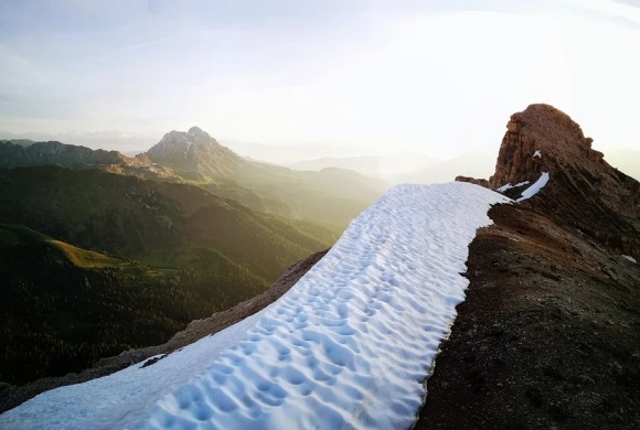 悲情似海的忧伤网名(精选313个)