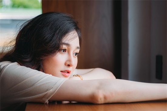 公开恋爱的朋友圈句子2024(精选63句)