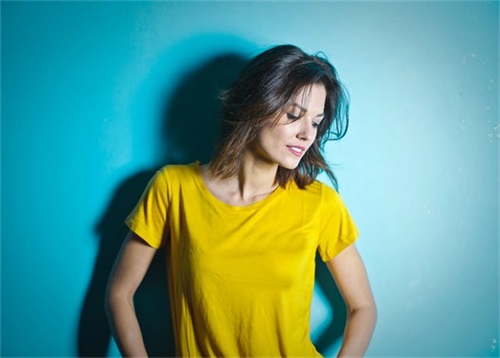 女人正能量阳光微信名(精选109个)