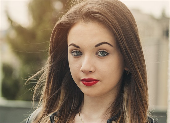 简短阳光的微信昵称两个字(共157个)