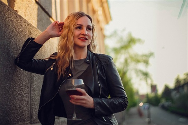 知乎最新关于人生过客的经典句子四十条