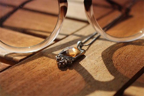 自嘲自己想多了的句子文案摘录