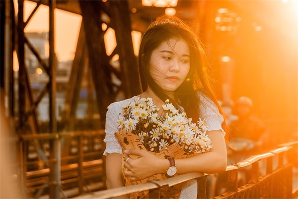 中秋节朋友圈美好的祝福文案100句（精选推荐）