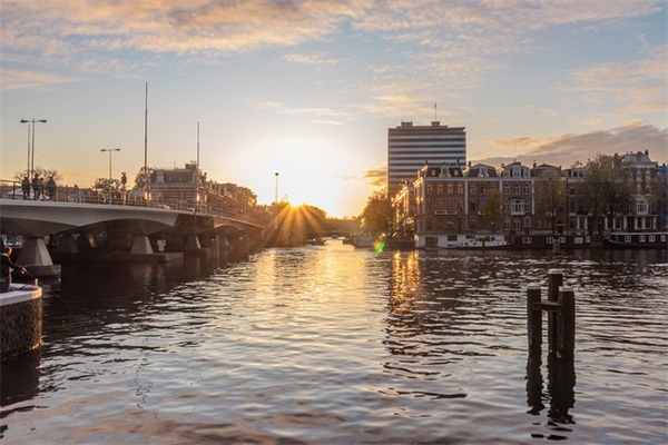 2024年最火名字免费（323个）