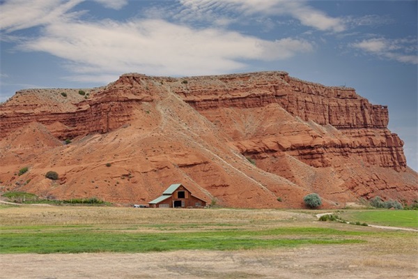 适合朋友圈发的关于十八岁青春寄语文案40句