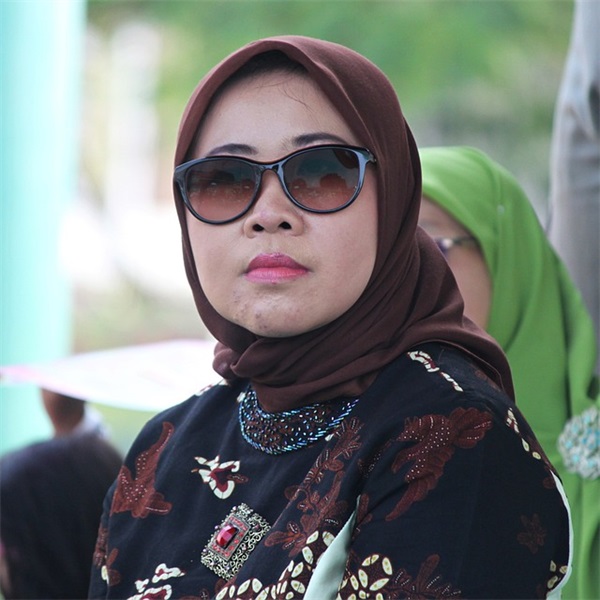 一句话赞美男人帅气的精辟文案 (合集60句)