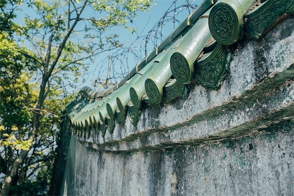 传奇游戏搞笑名字(优选142个)