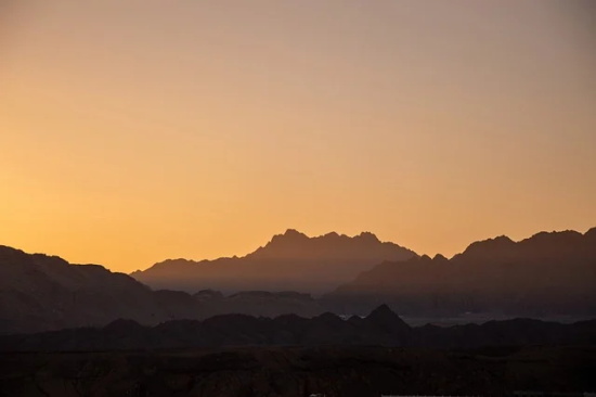 女孩聪明才华横溢的名字 女孩名字阳光寓意又好