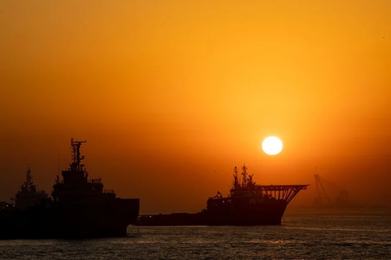 带毒字的网名女生霸气